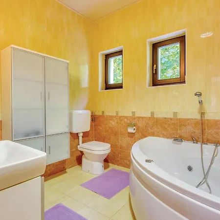 In With Sauna Bribir (Primorje-Gorski Kotar)