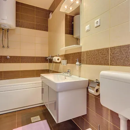 In With Sauna * Bribir (Primorje-Gorski Kotar)